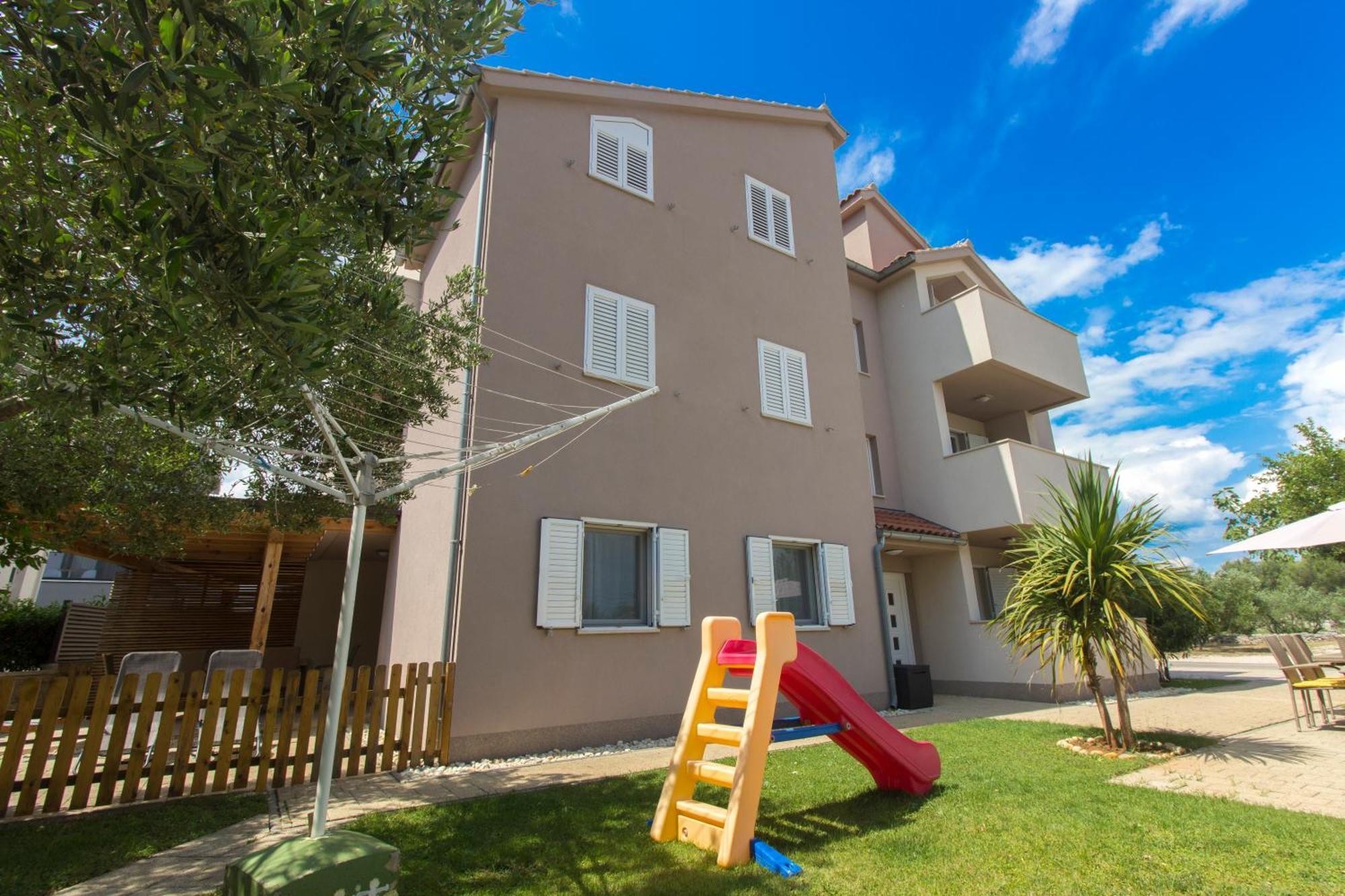 Apartmani Gnjidic Srima Luaran gambar