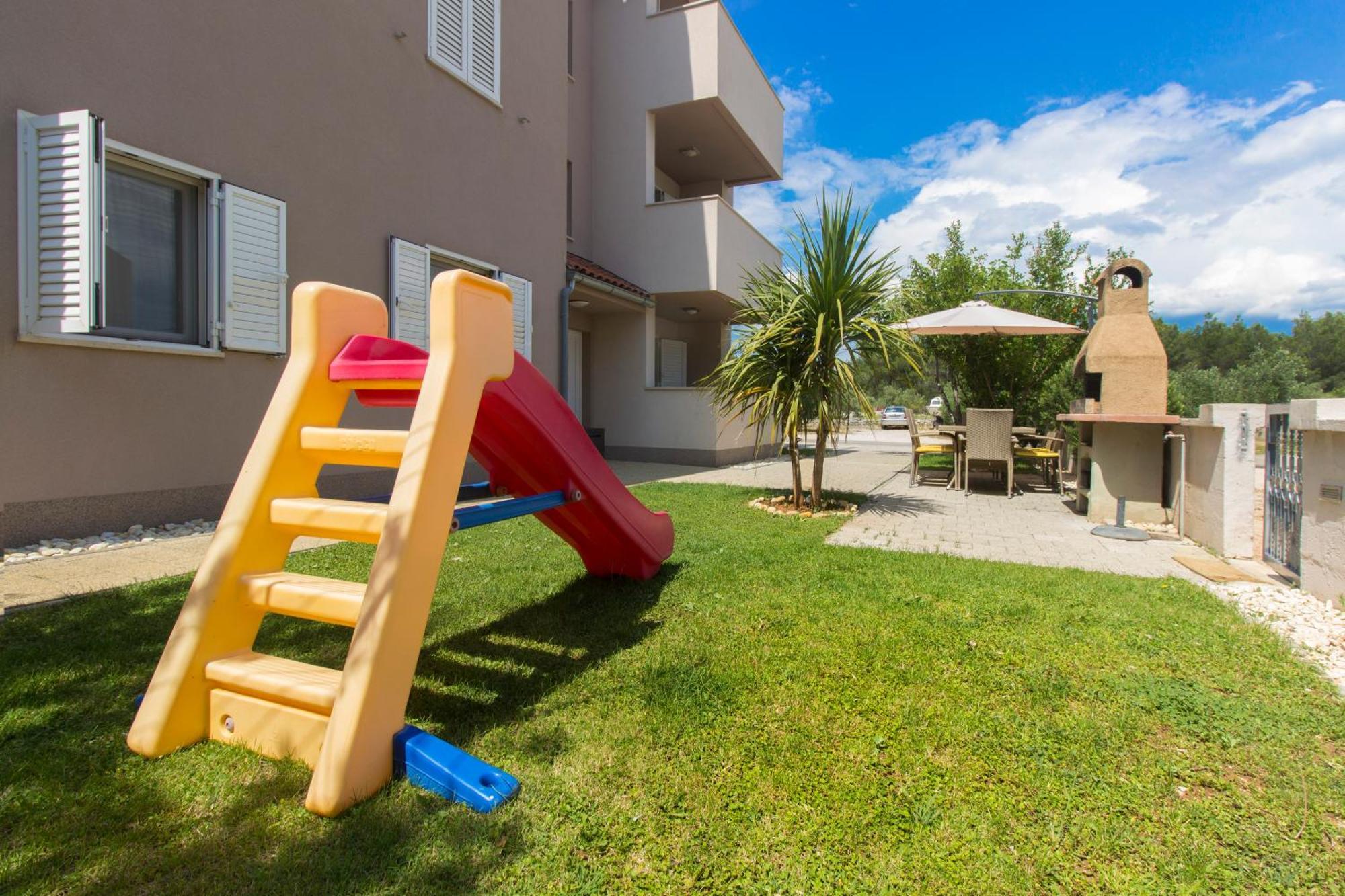 Apartmani Gnjidic Srima Luaran gambar