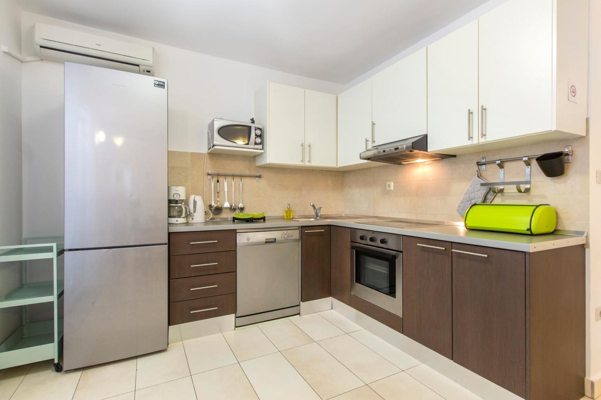 Apartmani Gnjidic Srima Luaran gambar