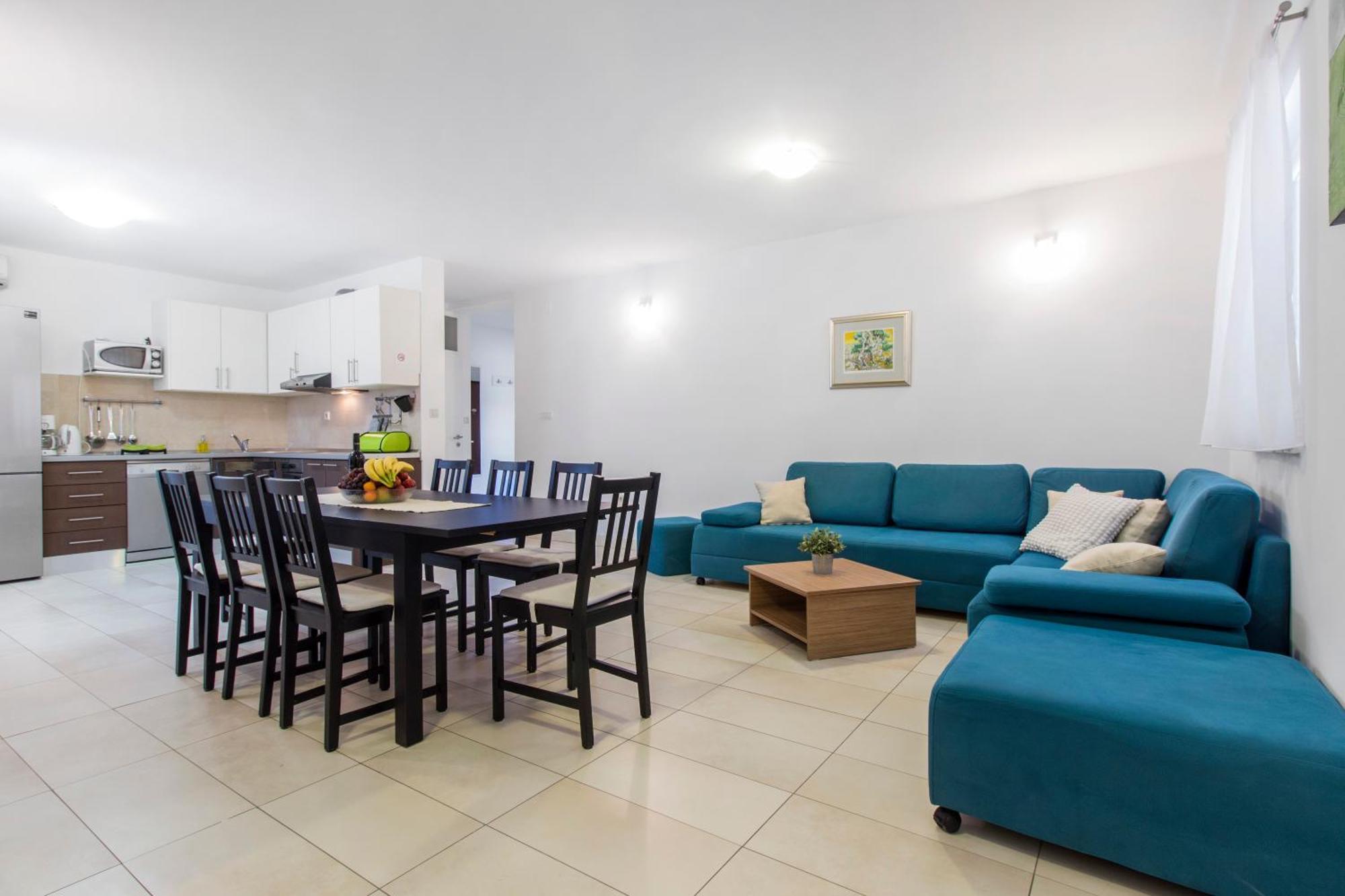 Apartmani Gnjidic Srima Luaran gambar