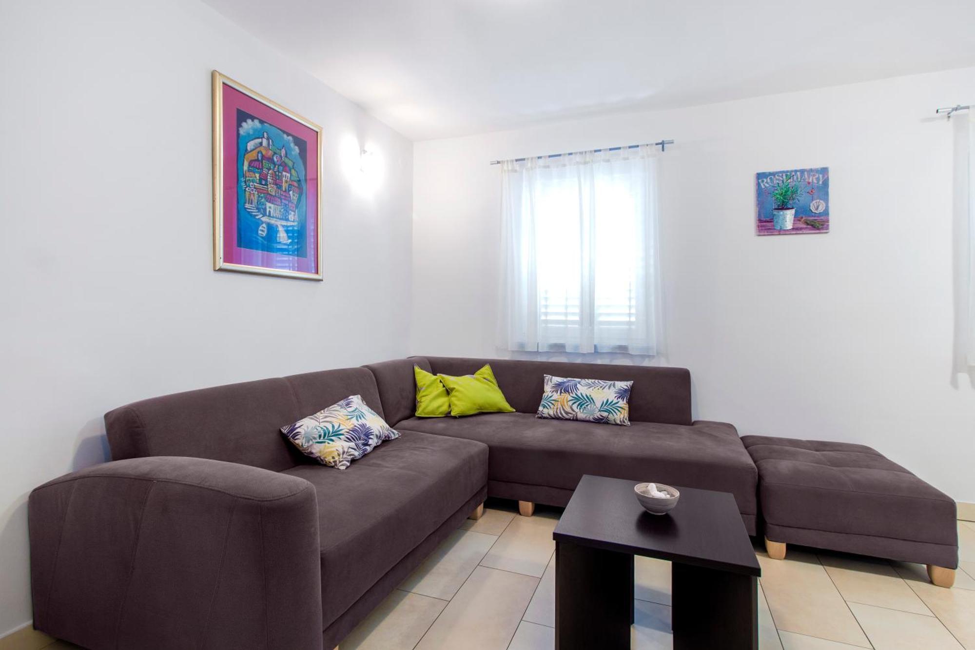 Apartmani Gnjidic Srima Luaran gambar